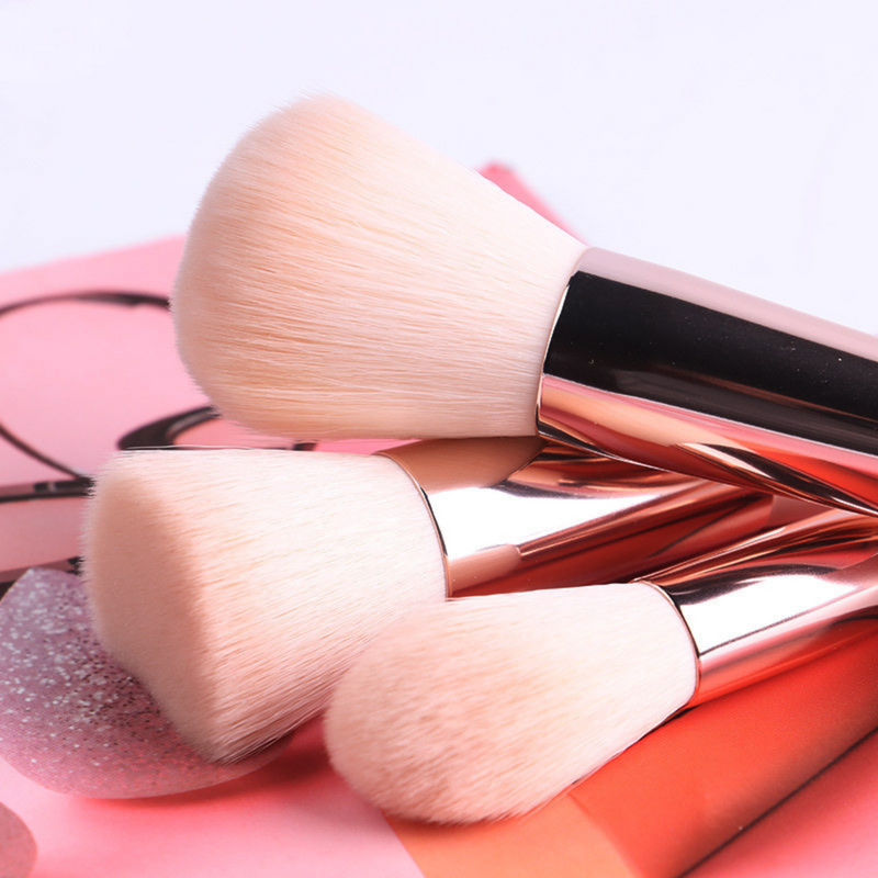 GlowBrush Set™ – 9 Pincéis de Maquiagem